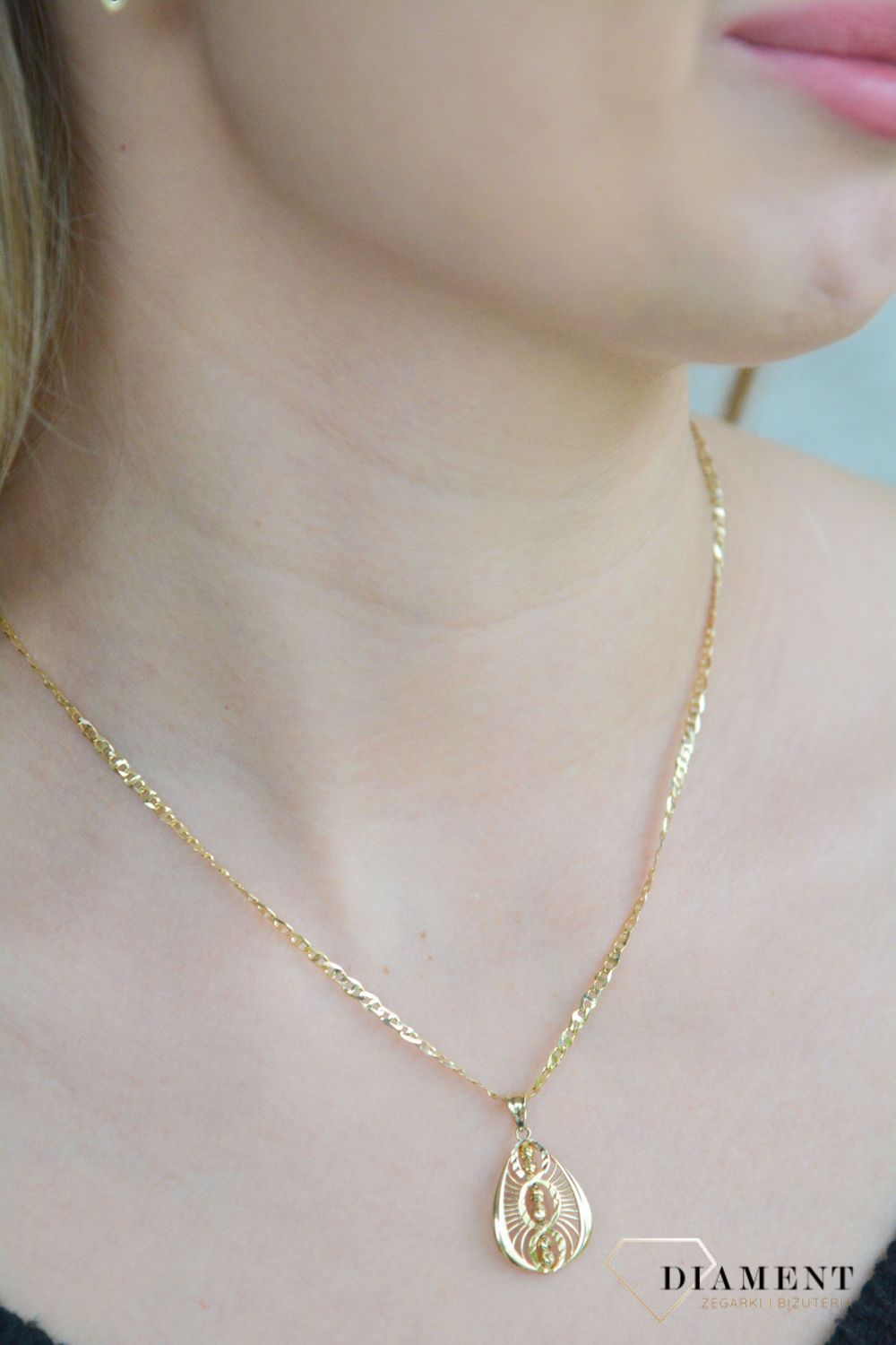 Złota zawieszka 585 ażurowa łezka ozdobiona kulkami ZA 2409A.jpg